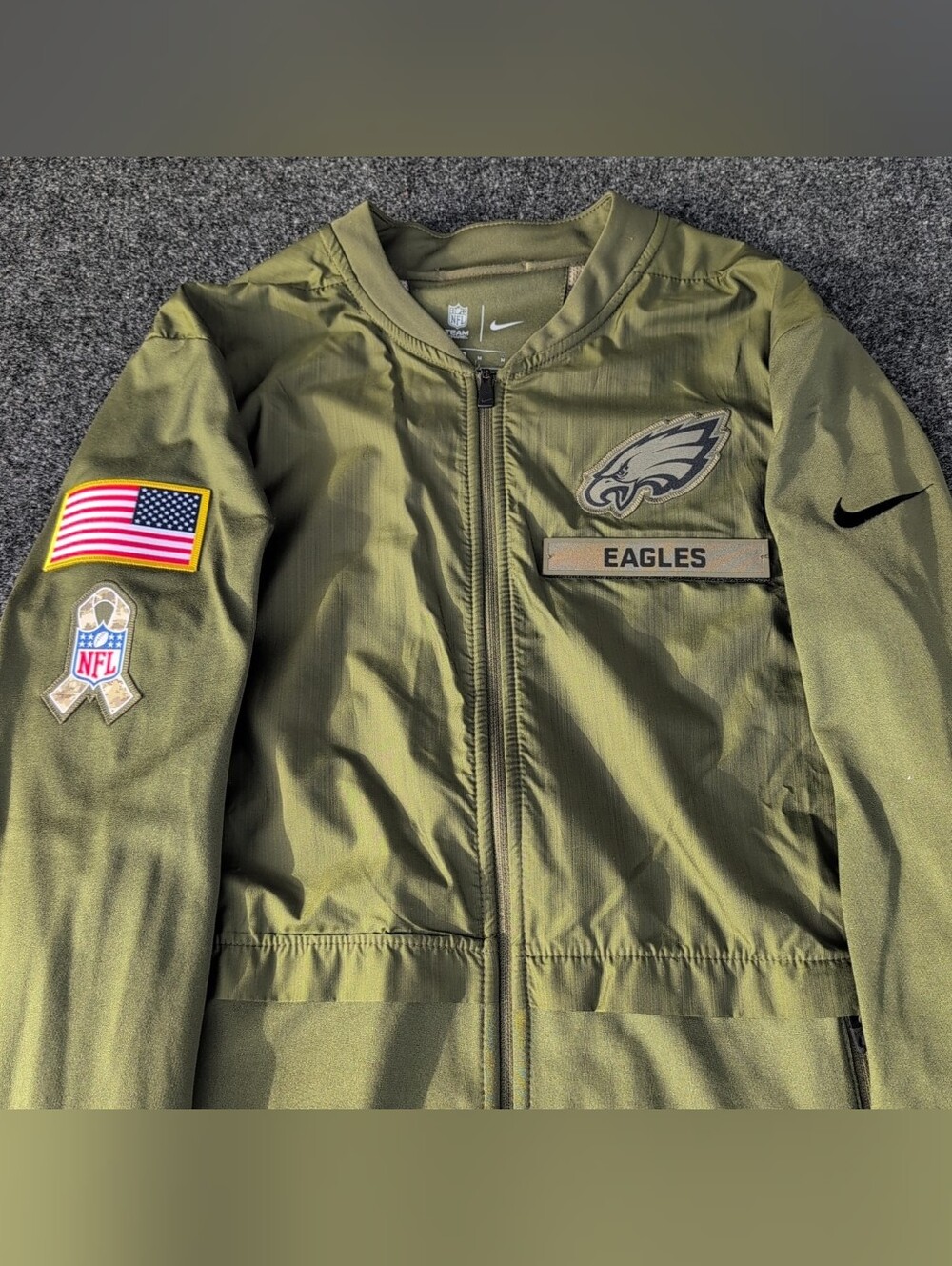 Philadelphia Eagles Jacket Mens Medium Green Salute to Service Nike On Field